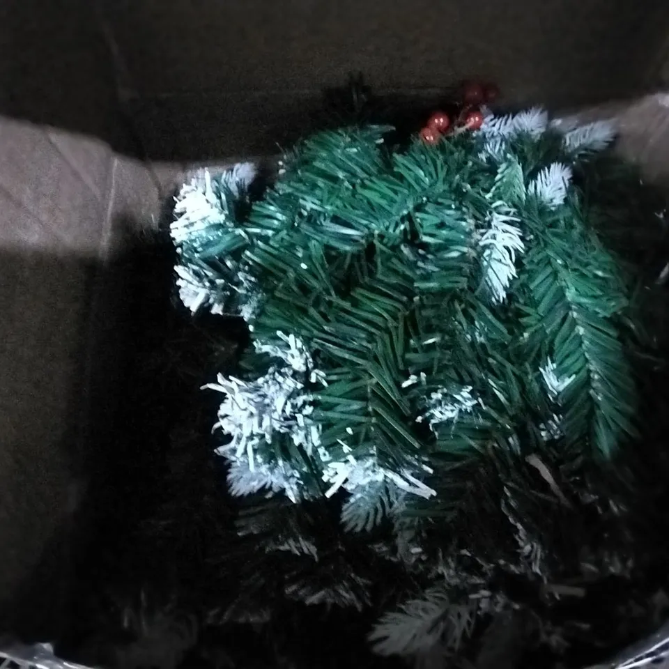BOXED 270CM GARLAND