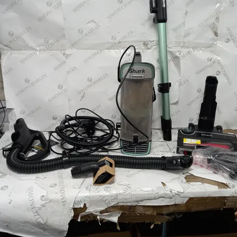 SHARK STRATOS UPRIGHT VACUUM CLEANER WITH PET-TOOL & CAR KIT NZ860UK - COLLECTION ONLY