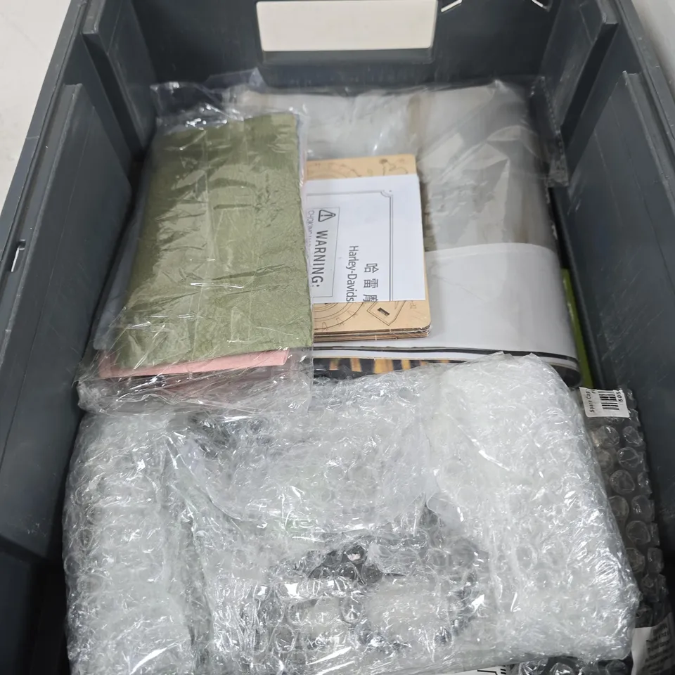 APPROXIMATELY 15 ASSORTED HOUSEHOLD PRODUCTS TO INCLUDE WHEEL CASTERS, GALVANISED STAPLES AND A COMBINATION PADLOCK