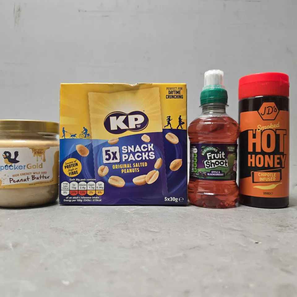 APPROXIMATELY 12 ASSORTED FOOD & DRINK ITEMS TO INCLUDE - HOT HONEY , KP SNACK PACKS , FRUIT SHOOT ETC