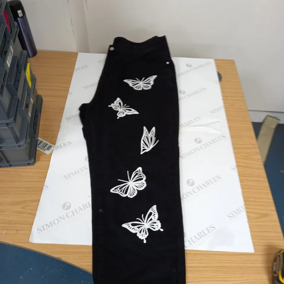 BLACK BUTTERFLY JEANS SIZE 2XL