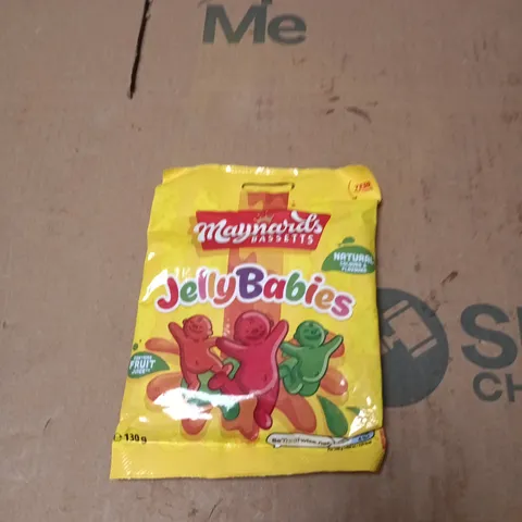 APPROXIMATELY 12 ASSORTED FOOD ITEMS INCLUDING MAYNARDS JELLY BABIES AND MILK CHOCOLATE BUNNY 