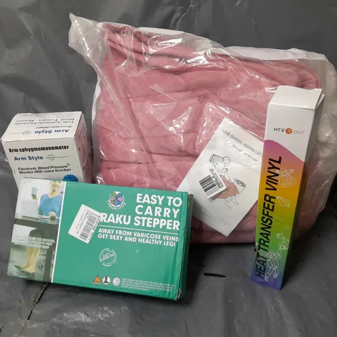 APPROXIMATELY 20 ASSORTED HOUSEHOLD ITEMS TO INCLUDE CARRY RAKU STEPPER, ELECTRONIC BLOOD PRESSURE MONITOR, HEATED BLANKET, ETC