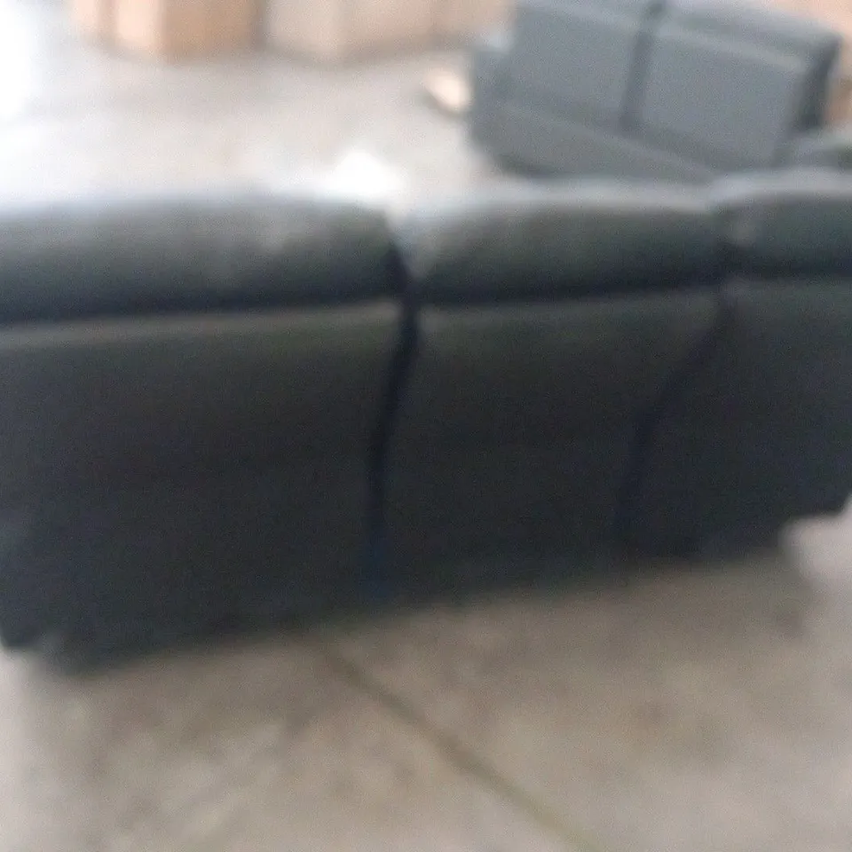 DESIGNER BLACK FAUX LEATHER ELECTRIC RECLINING 3 SEATER SOFA 