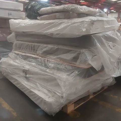 PALLET CONTAINING APPROXIMATELY 6x MATTRESSES, 2x HEADBOARDS