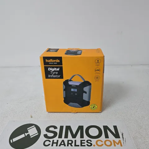 HALFORDS DIGITAL TYRE INFLATOR – BOXED