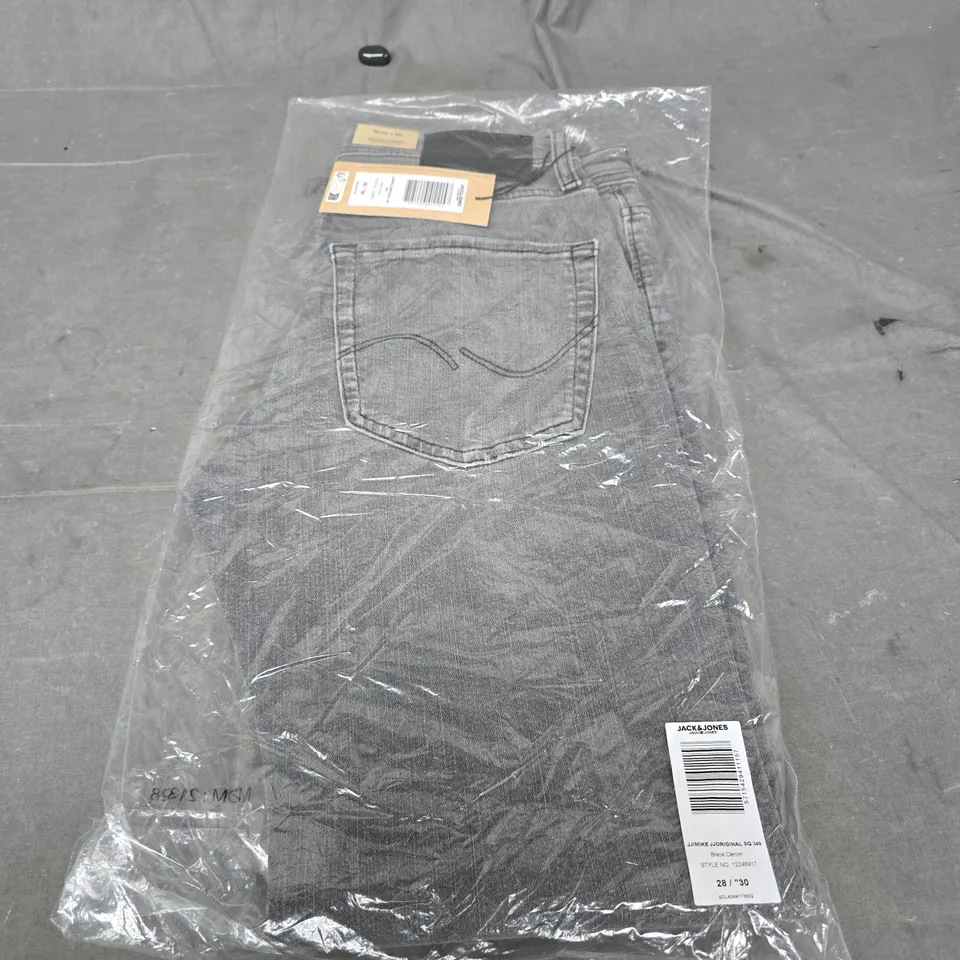 JACK & JONES JJIMIKE ORIGINAL SQ BLACK DENIM JEANS - UK 28/30