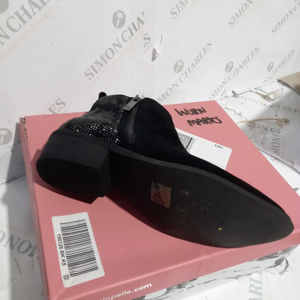 BOXED PAIR OF MODA IN PELLE KATREENA CRYSTAL ANKLE BOOTS, BLACK - SIZE 5