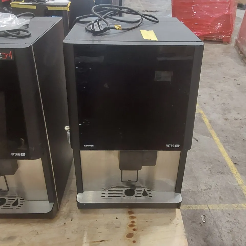 AZKOYEN VITRO COMMERCIAL COFFEE MACHINE