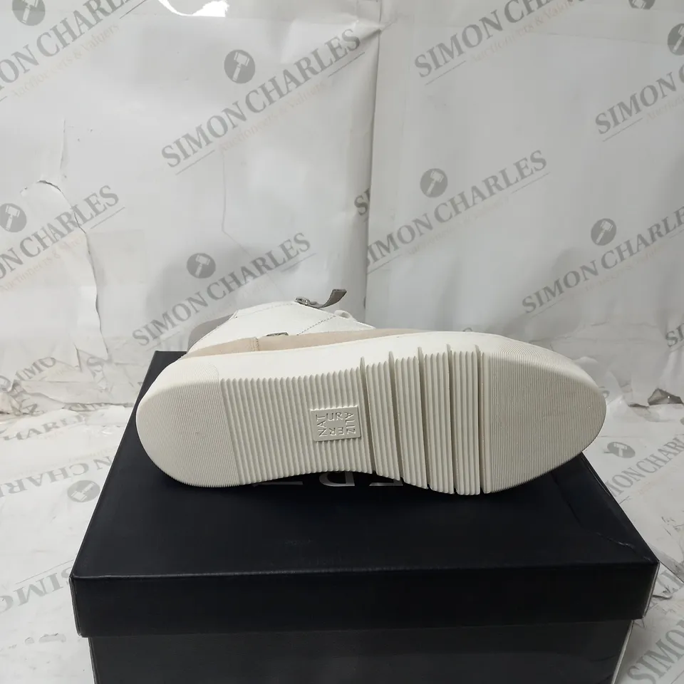 BOXED PAIR OF NATURALIZER HADLEY HI TOP SHOES IN PORCELAIN/WHITE SIZE 6.5