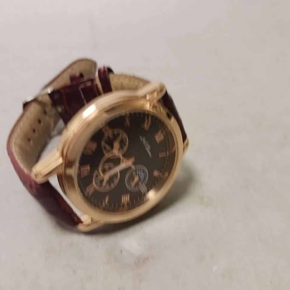 MENS LA BANUS WATCH – GOLD COLOUR CASE – LEATHER STRAP – GIFT BOX