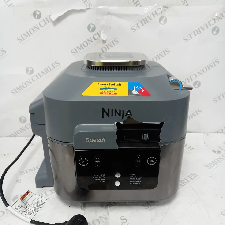 BOXED NINJA SPEEDI 10-IN-1 5.7L RAPID-COOKER & AIR FRYER ON400UK