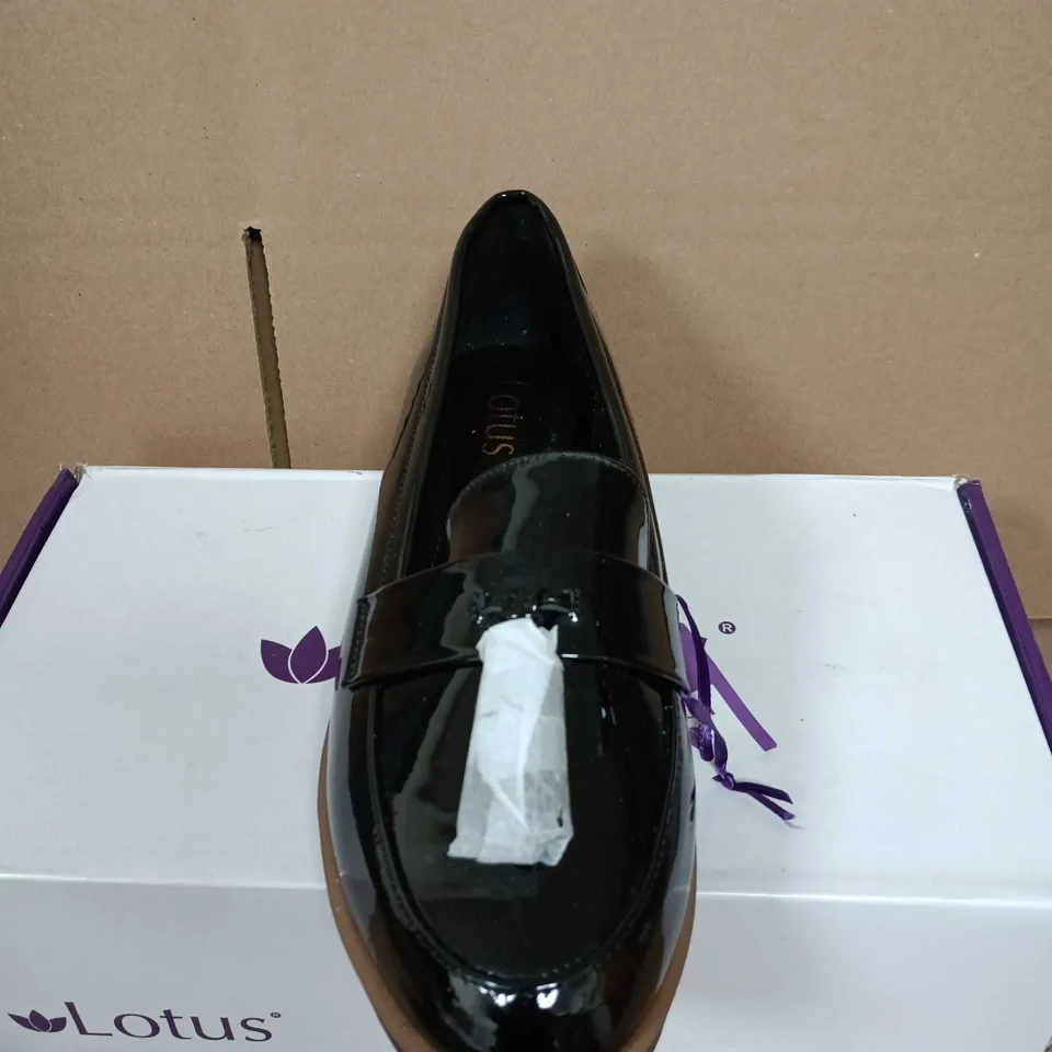 BOXED PAIR OF LOTUS WOMEN'S PATENT LEATHER LOAFERS – BLACK - UK SIZE 5