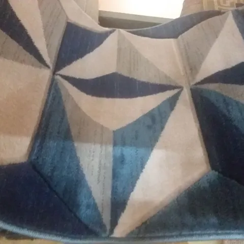 VASTO CARVED BLUE/GREY RUG 60X220CM