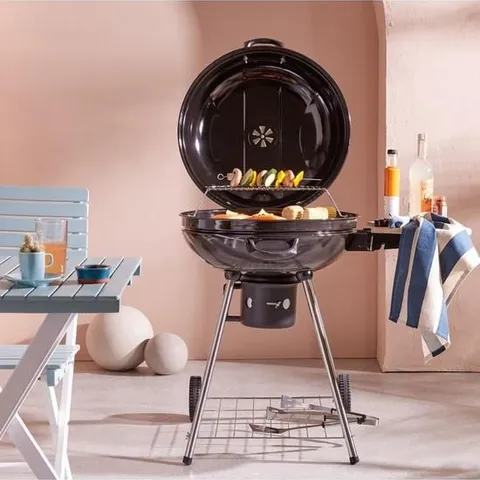 BOXED 22 INCH KETTLE GRILL CHARCOAL BARBEQUE WITH SIDE TABLE