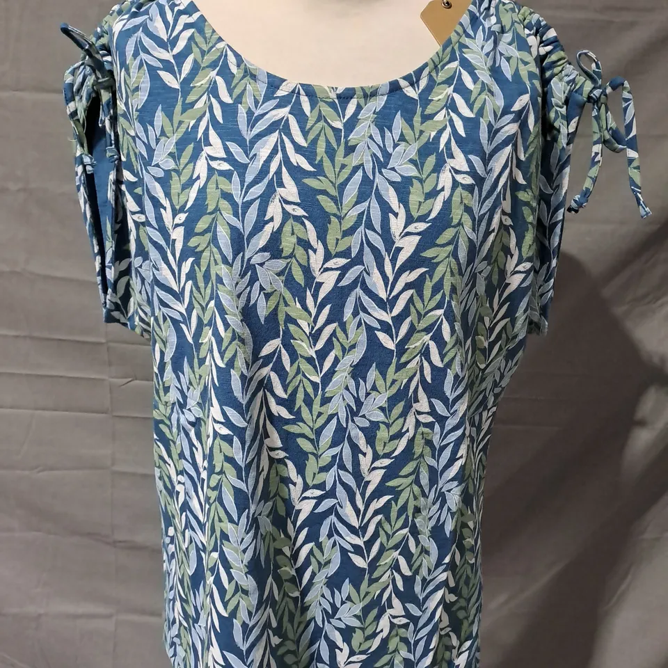 BRAKEBURN WILLOE T-SHIRT IN BLUE/MULTI UK SIZE 16