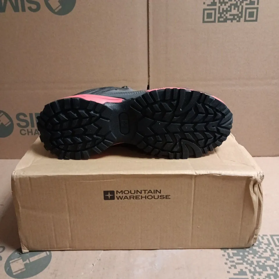 MOUNTAIN WAREHOUSE COLLIE WOMEN'S WATERPROOF RUNNING SHOE - GREY, UK 5