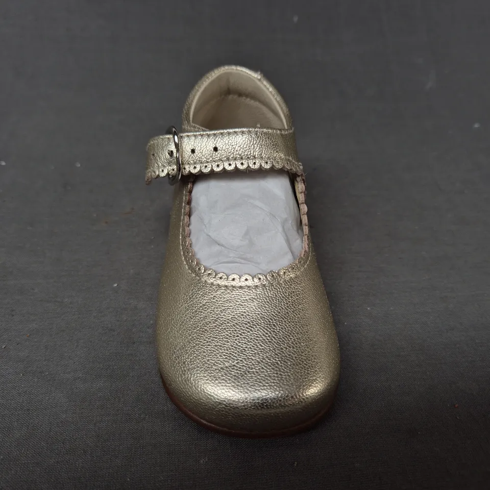 BOXED PAIR OF PANACHE KID'S SHOES IN METALLIC GOLD EU SIZE 21