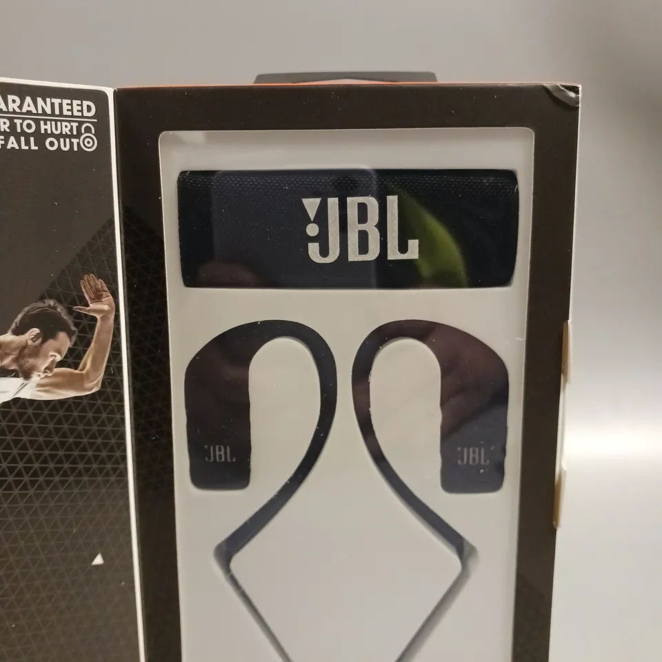 BOXED JBL GRIP 500 BLUETOOTH SPORTS HEADPHONES 