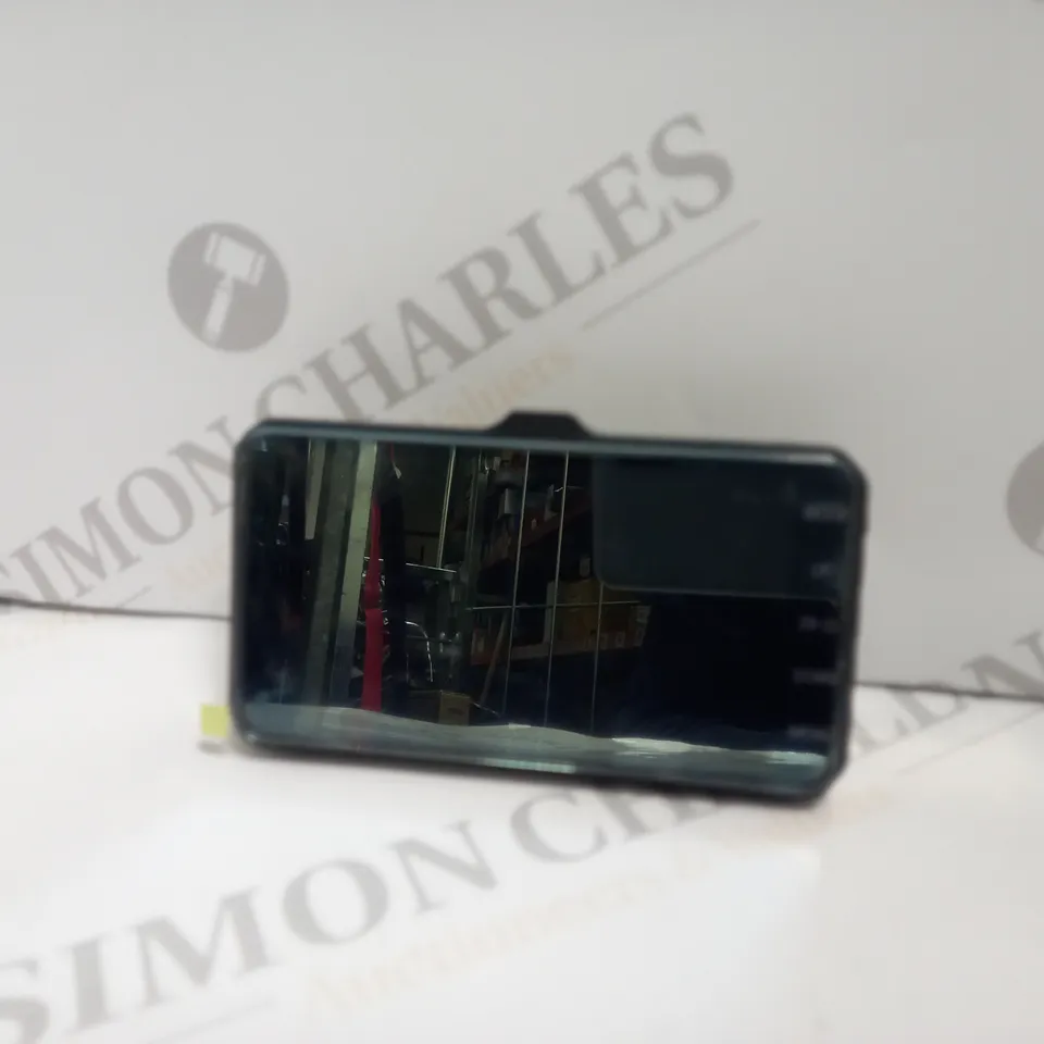BOXED UNBRANDED DASH CAM HD