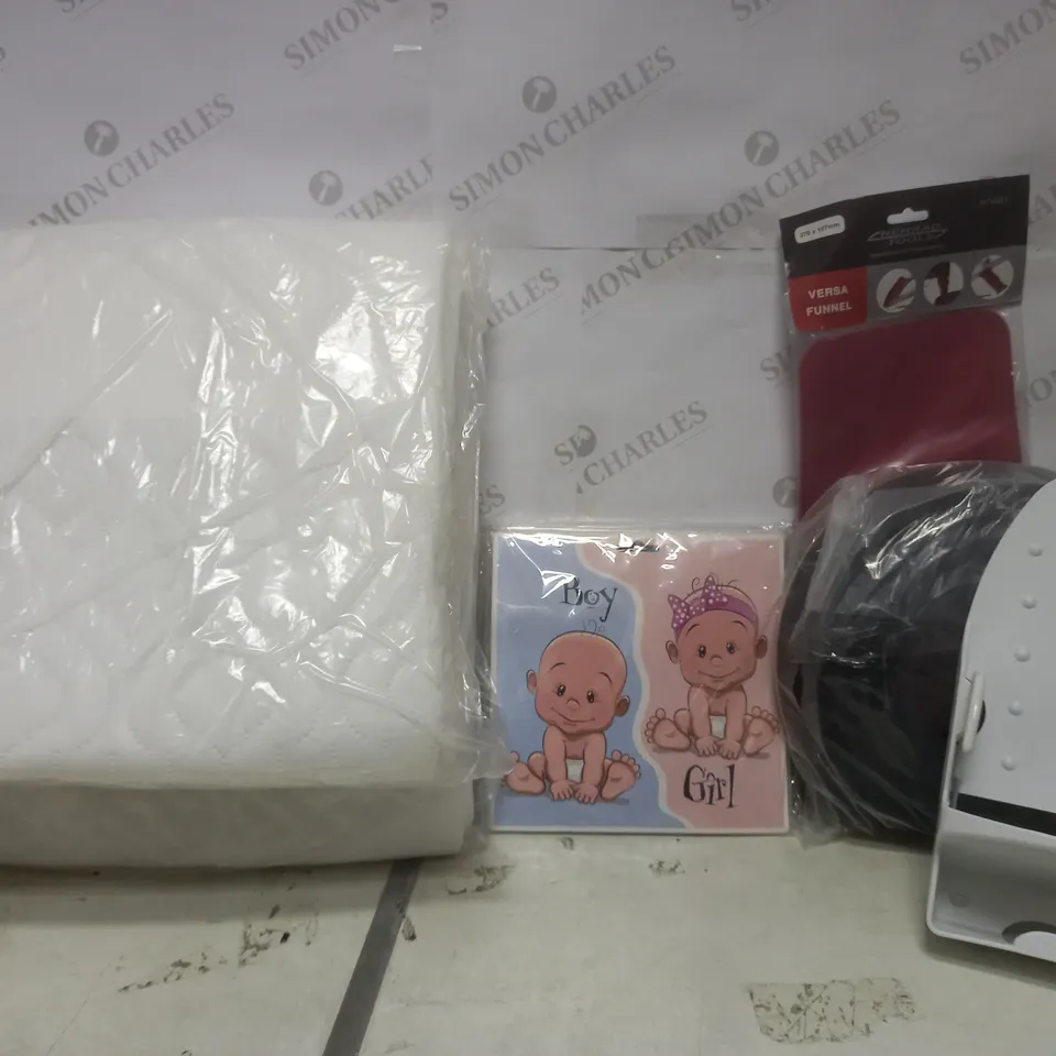 BOX OF APPROXIMATELY 10 ASSORTED ITEMS TO INCLUDE - BOY OR GIFT SET - VERSA FUNNEL - RUBBER LINING ETC