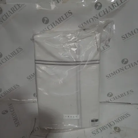 TRULY DUVET COVER - SUPER KING