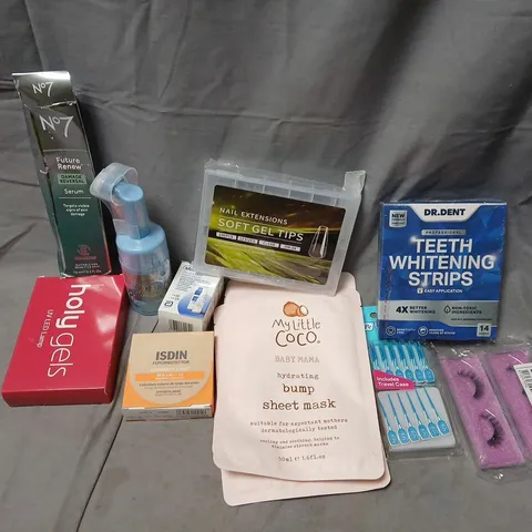 APPROXIMATELY 15 ASSORTED COSMETICS ITEMS TO INCLUDE TEETH WHITENING STRIPS, BUMP SHEET MASK, N07 FUTURE RENEW SERUM, ETC