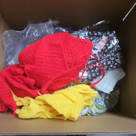 LARGE BOX OF APPROXIMATELY 25 ASSORTED CLOTHING ITEMS IN VARIOUS COLOURS, STYLES AND SIZES - COLLECTION ONLY
