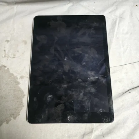 APPLE IPAD PRO TABLET 