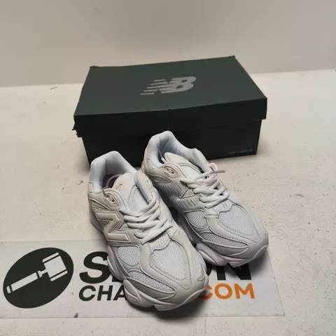 NEW BALANCE U906NRJ LIFESTYLE SNEAKERS – MEN'S, UK 4.5, WHITE/GREY