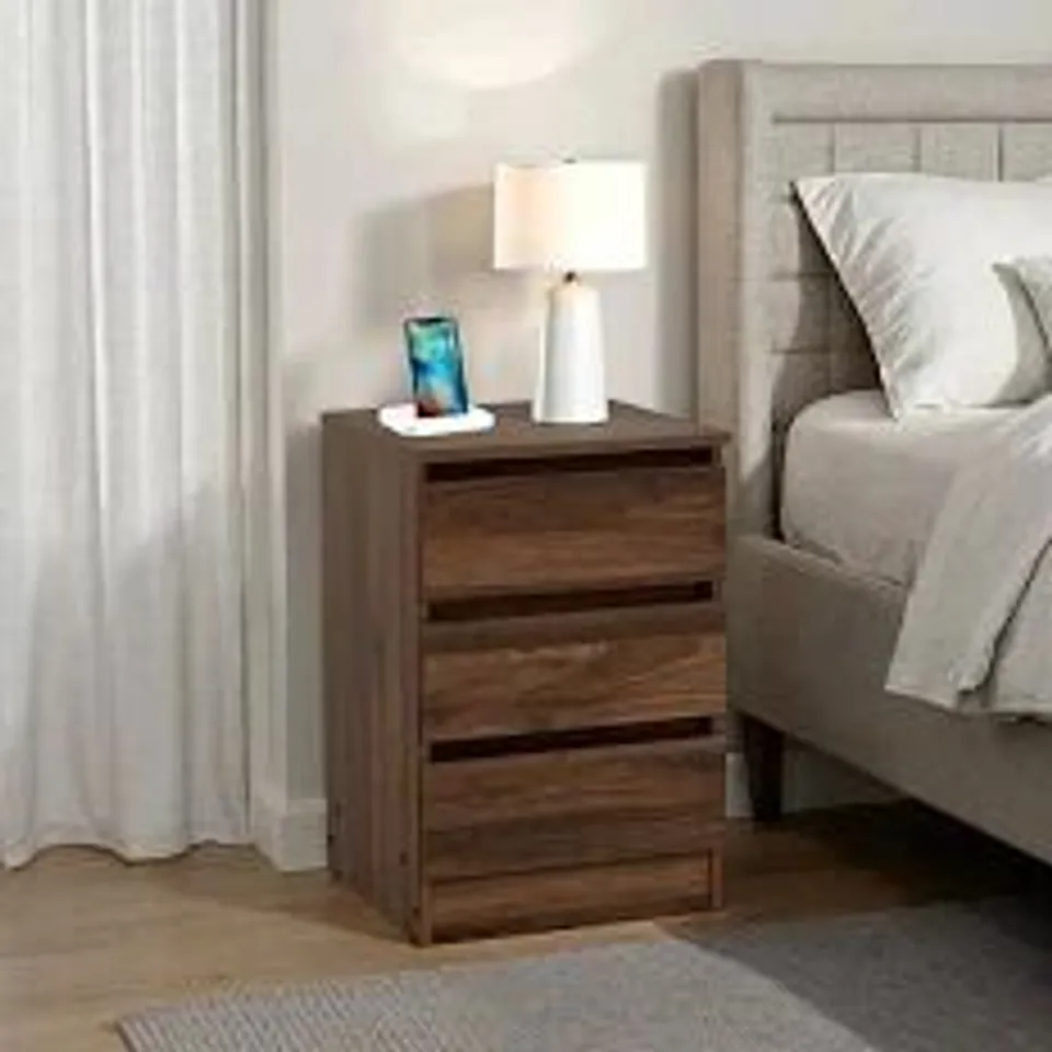 BOXED MALVERN 3 DRAWER BEDSIDE - WALNUT EFFECT VENEER (1 BOX)