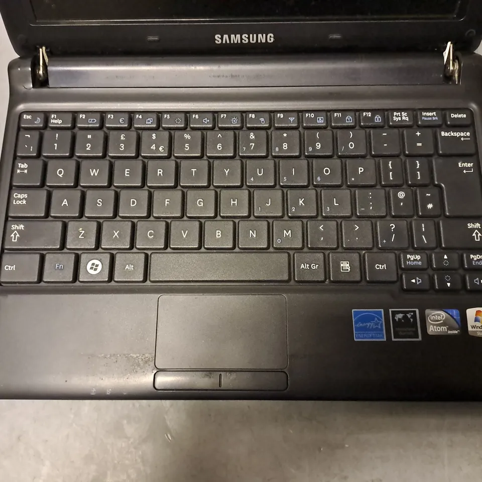 SAMSUNG NP-N102S LAPTOP