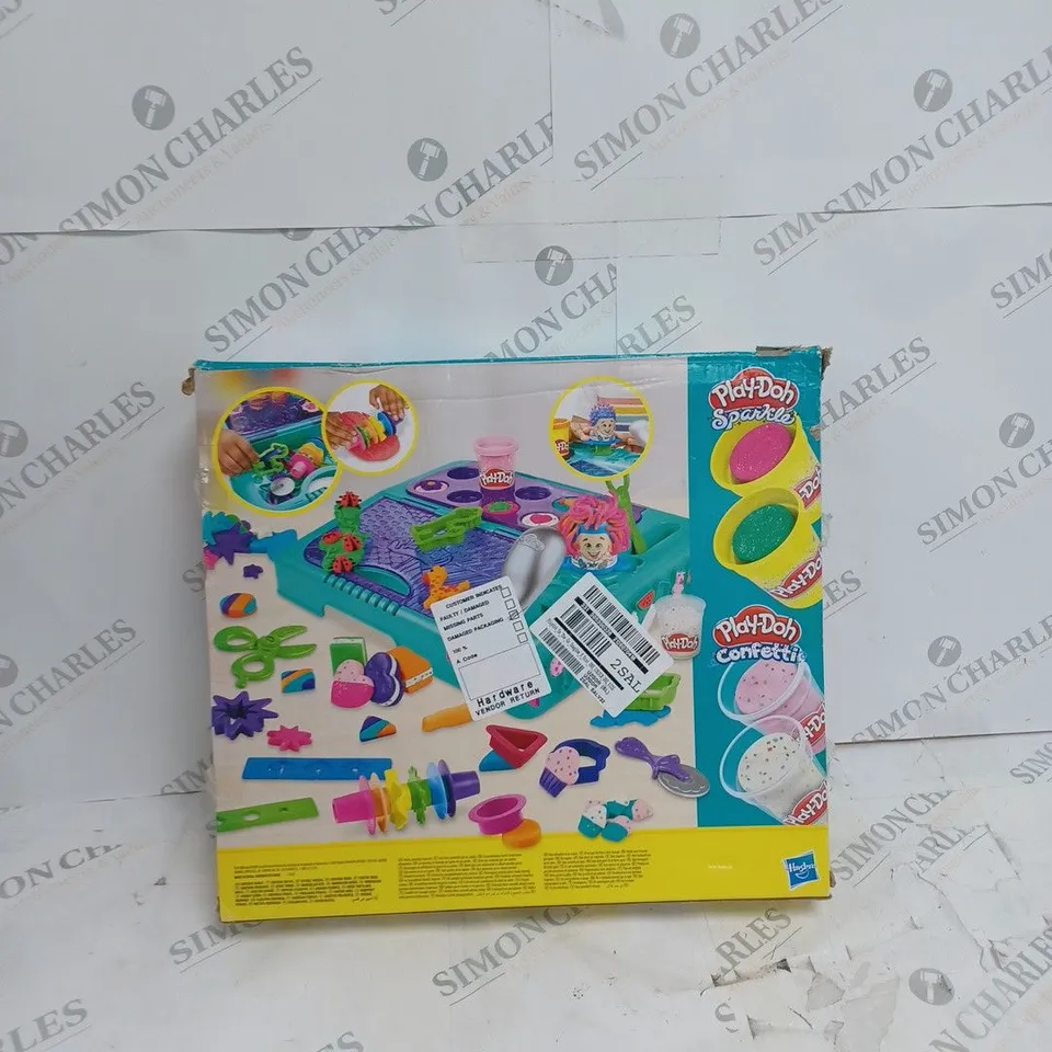 PLAY DOH ON THE GO  RRP £29.99