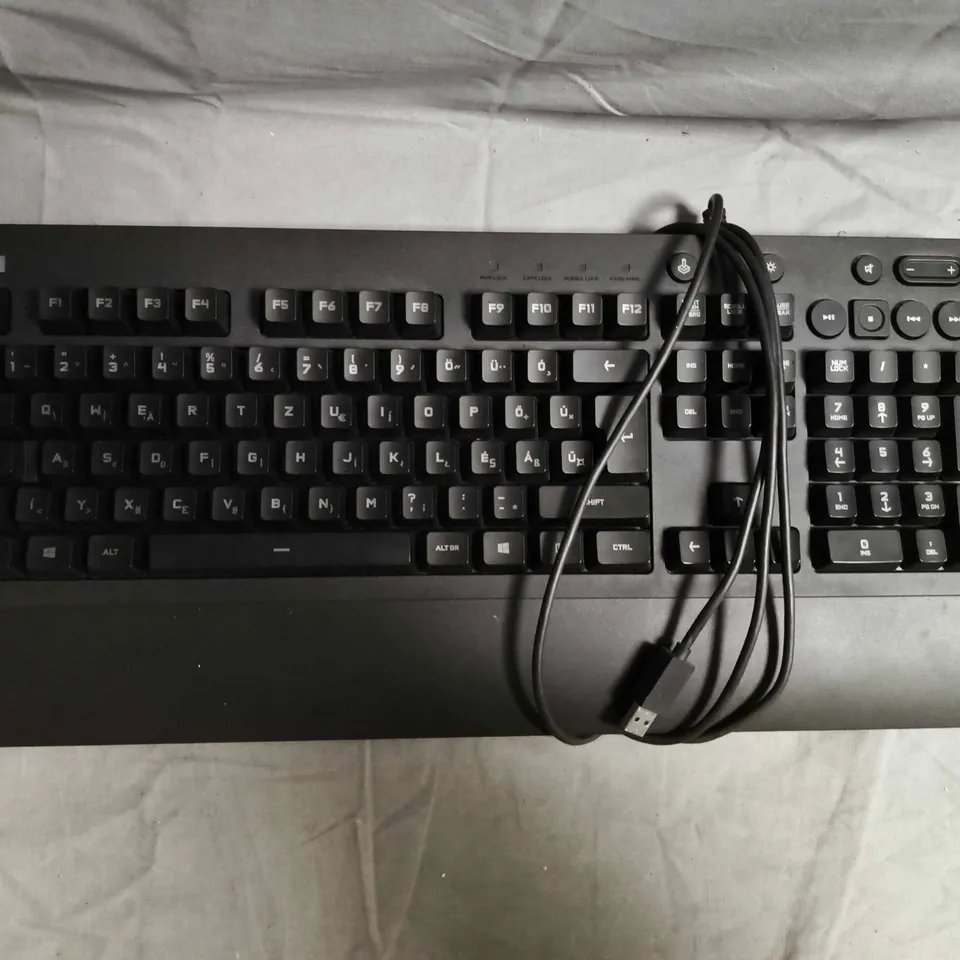 LOGITECH G213 PRODIGY GAMING KEYBOARD
