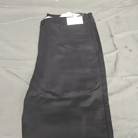 HOLLISTER SLIM STRAIGHT CHINO'S - W34