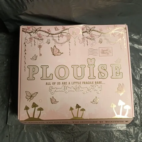 P.LOUISE MYSTERY BEAUTY BOX SET
