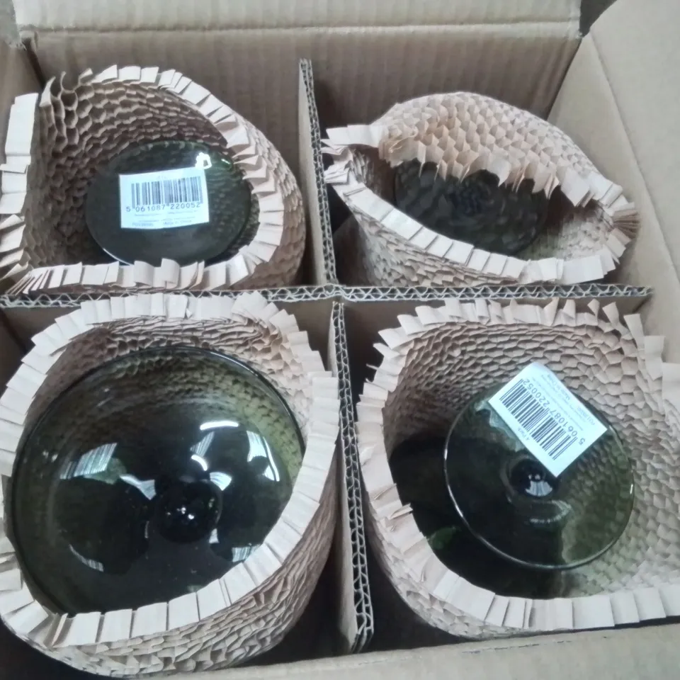 BOXED COUPE GLASS SMOKEY GREEN 4PK