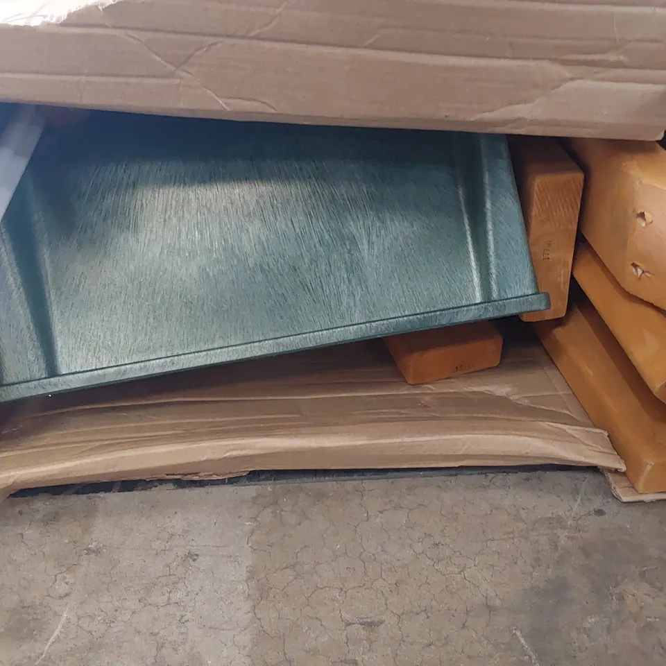 BOXED GRADE 1 WOODEN FRAMED CHILDS SLIDE RRP £449