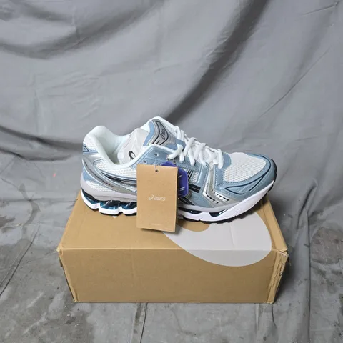 ASICS RUNNING SHOES – LIGHT BLUE/WHITE SIZE 9