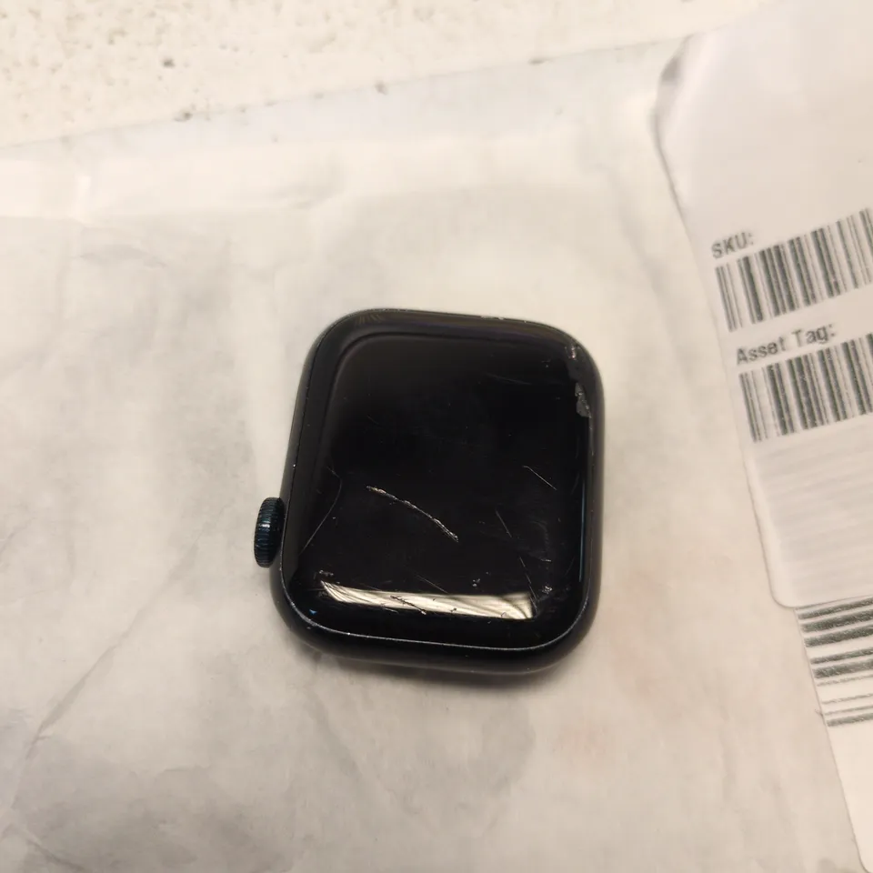 APPLE WATCH SERIES 8 41MM MIDNIGHT ALUMINUM – NO STRAP