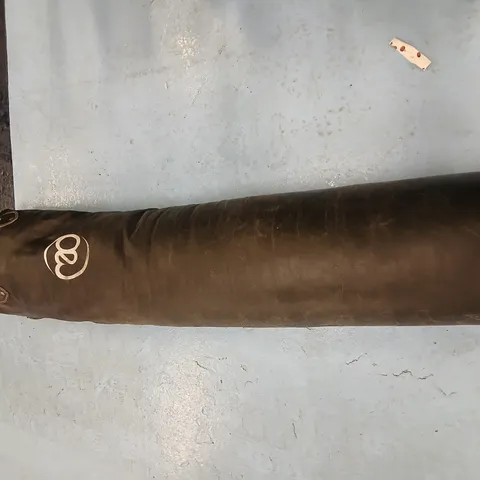 LEATHER PUNCHING BAG WITH CHAINS – HANGING TRAINING BAG