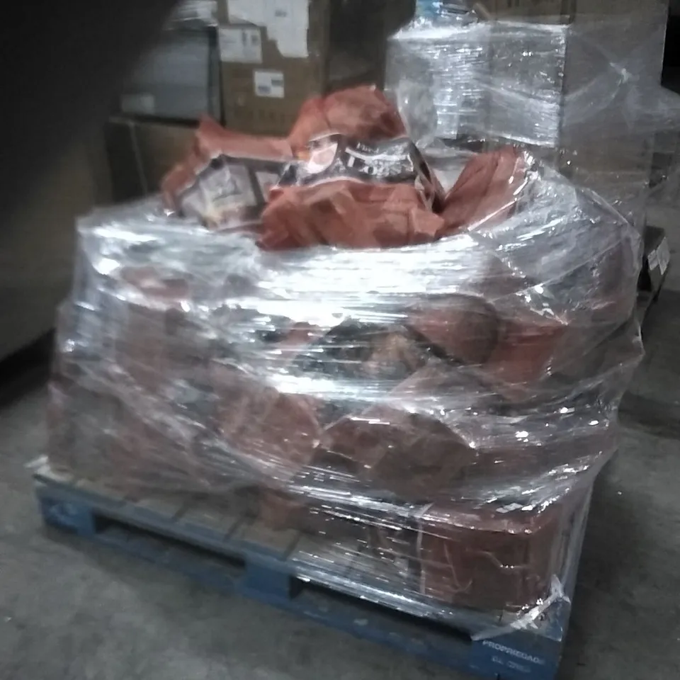 PALLET TO CONTAIN LARGE QUANTITY OF FIRE AND FLAME SOFTWOOD KILN DRIEDLOGS