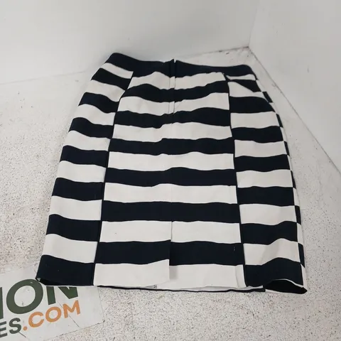 H&M WOMEN’S NAVY & WHITE STRIPED SKIRT (UK 8 / EU 38)