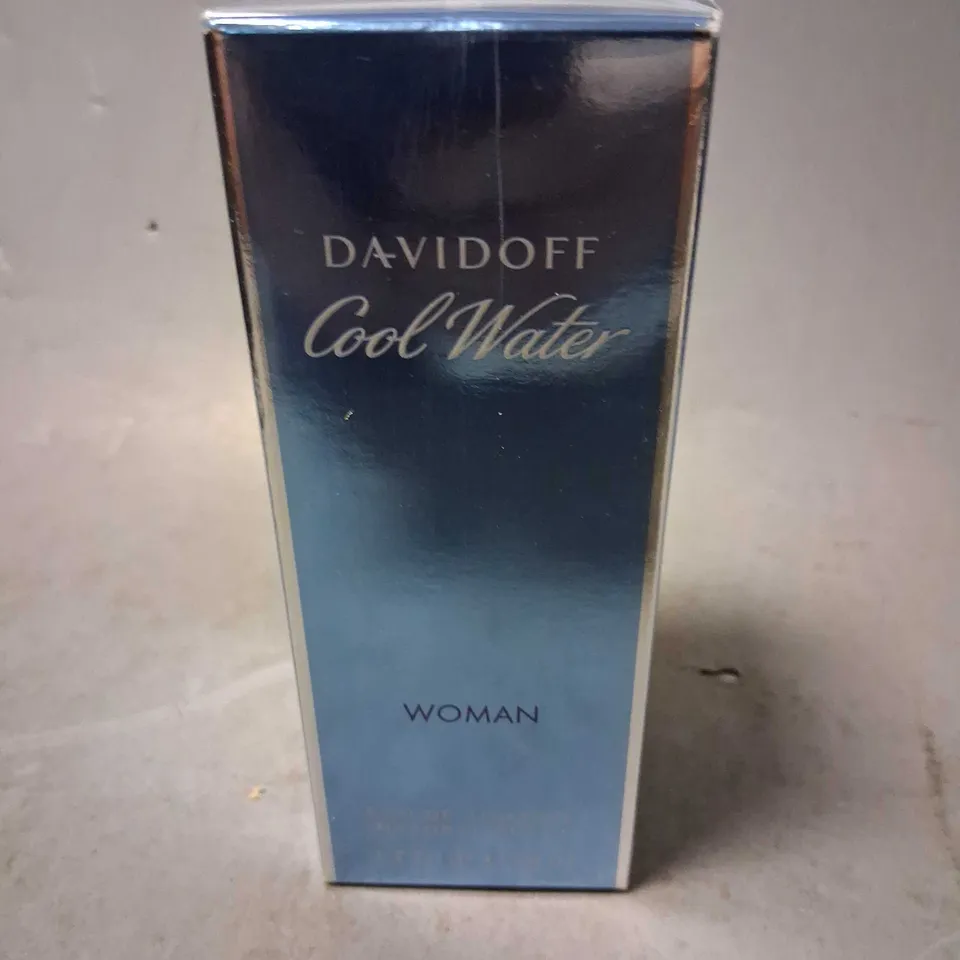 BOXED AND SEALED DAVIDOFF COOL WATER WOMAN EAU DE TOILETTE 50ML