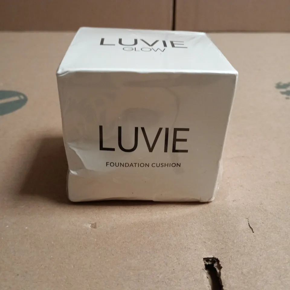 SEALED LUVIE GLOW FOUNDATION CUSHION WARM 18G