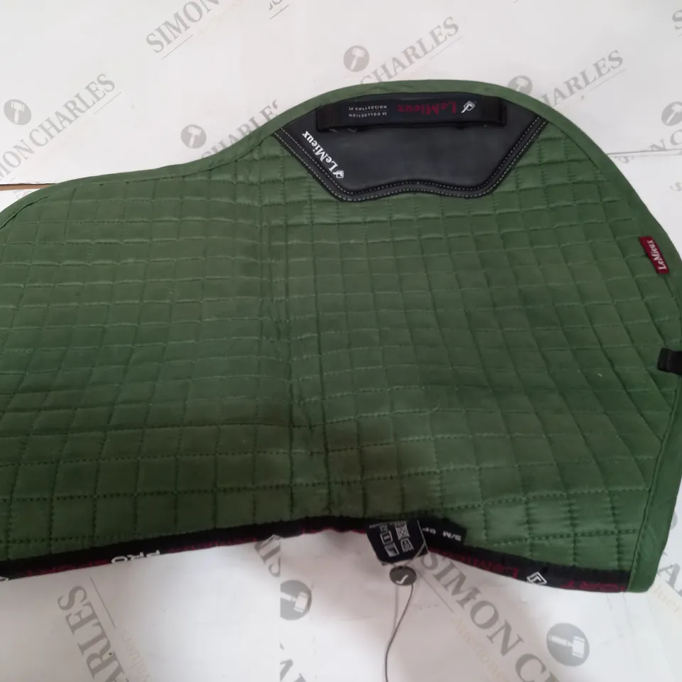 LEMIEUX PRO SPORT CLOSE CONTACT SUEDE SQUARE HORSE SADDLE PAD