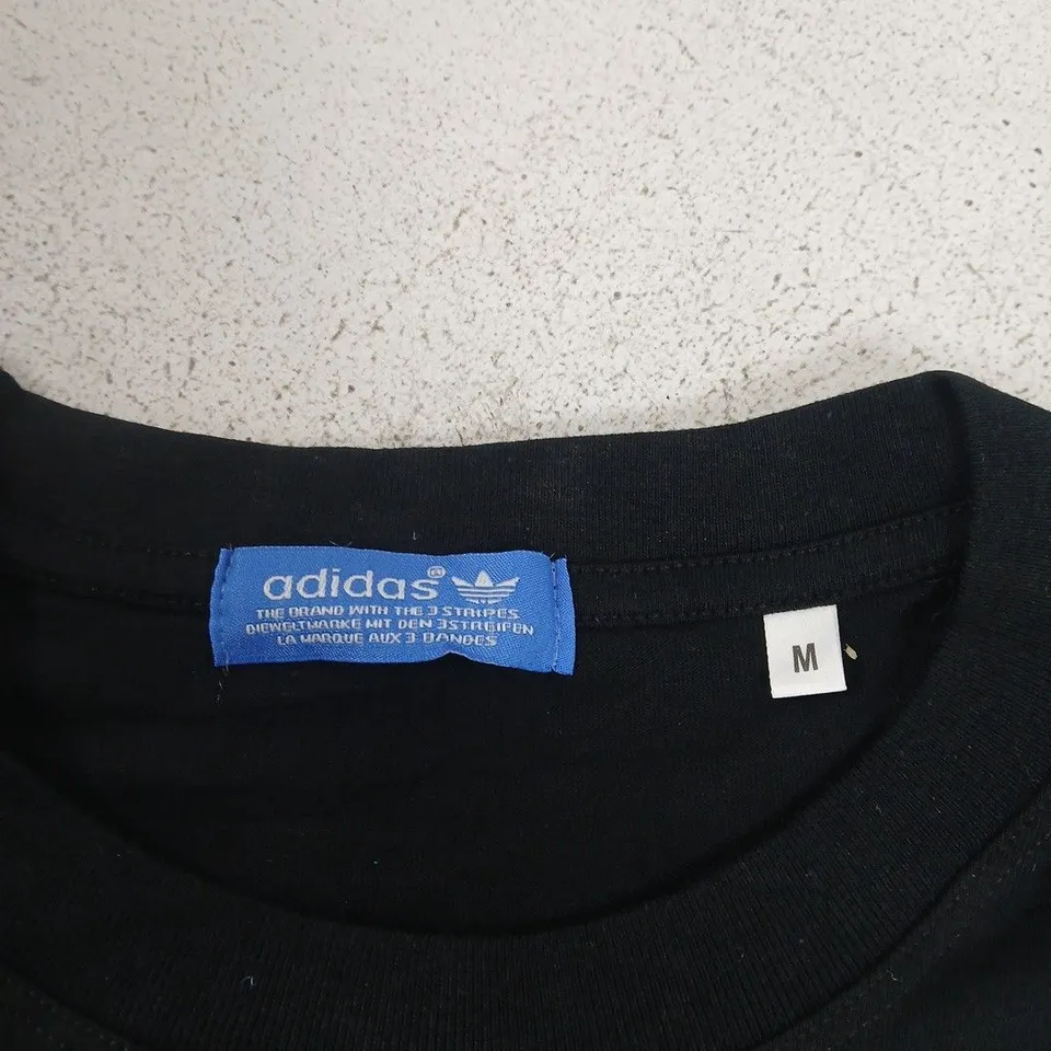 ADIDAS BLACK T-SHIRT, SIZE M