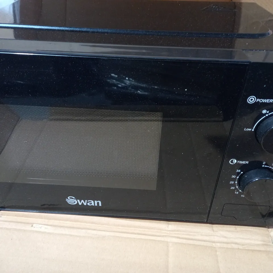 SWAN 20L 700W MANUAL MICROWAVE RRP £67.99
