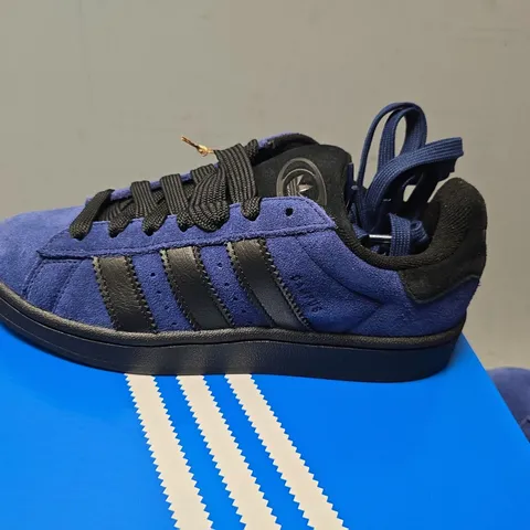 BOXED ADIDAS CAMPUS 00S SIZE 6.5