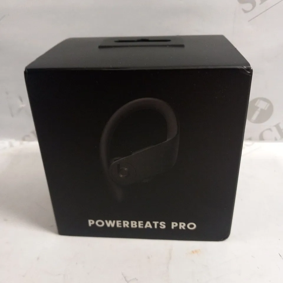 BOXED BEATS POWERBEATS PRO TOTALLY WIRELESS EARPHONES